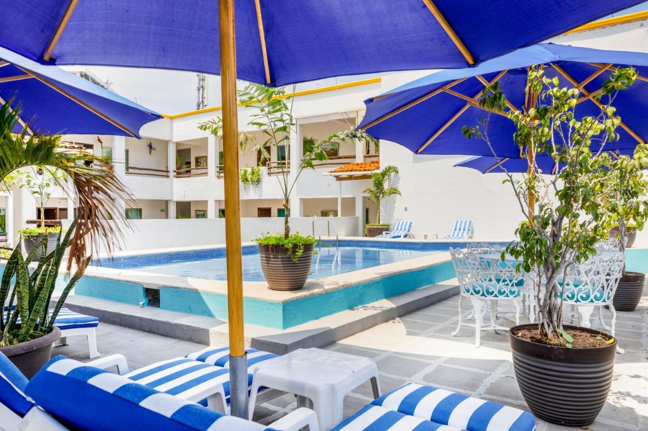 Hotel Pueblito Vallarta Пуерто-Вальярта Екстер'єр фото