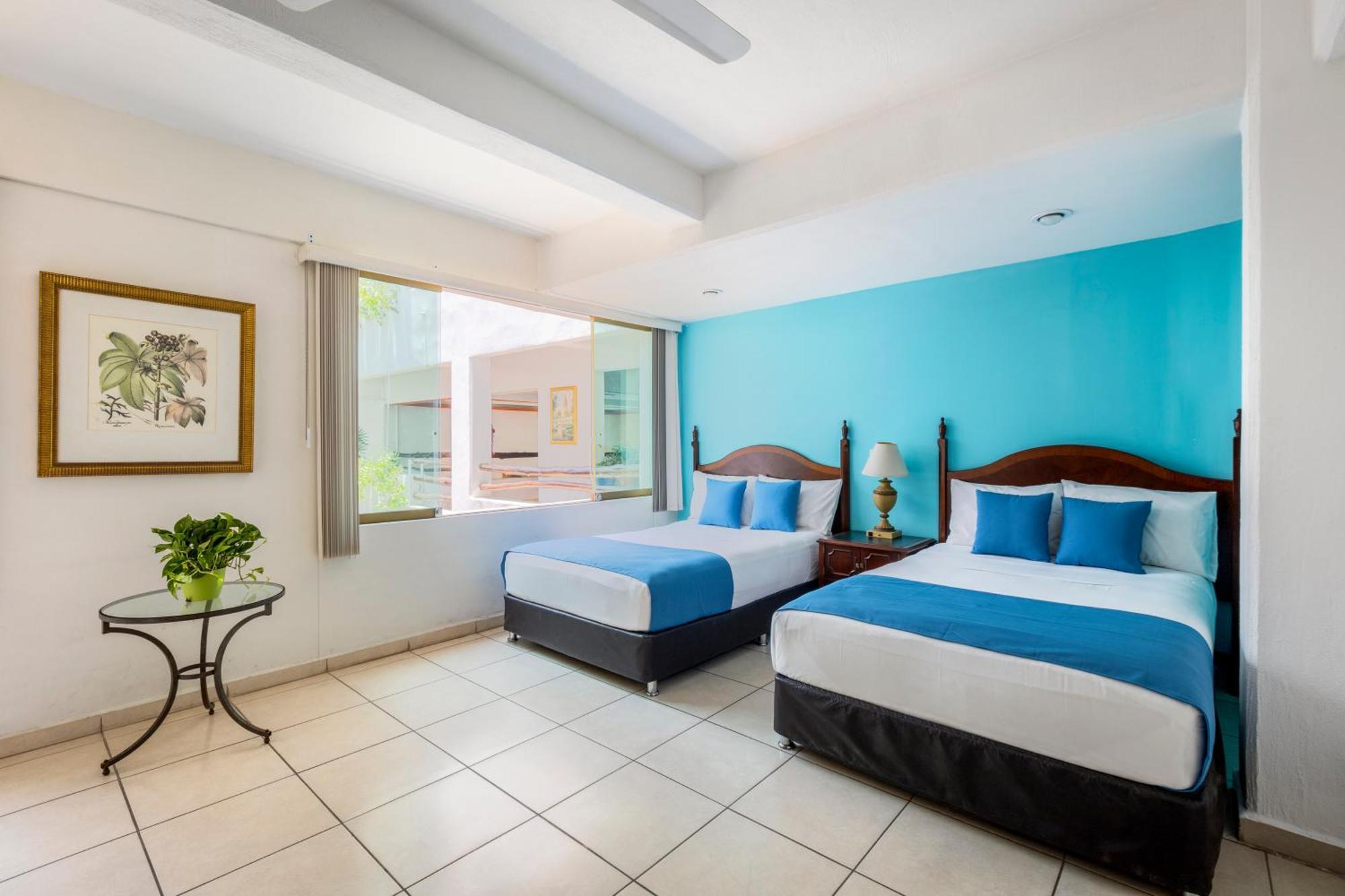 Hotel Pueblito Vallarta Пуерто-Вальярта Екстер'єр фото