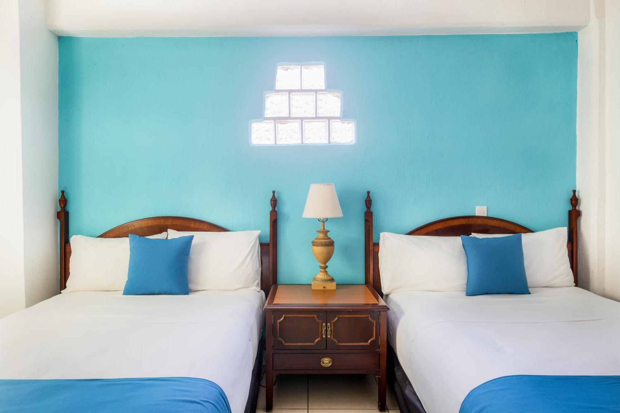 Hotel Pueblito Vallarta Пуерто-Вальярта Екстер'єр фото